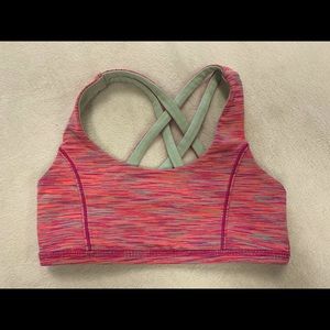 Size 8 IVIVVA sports bra, pink, girls